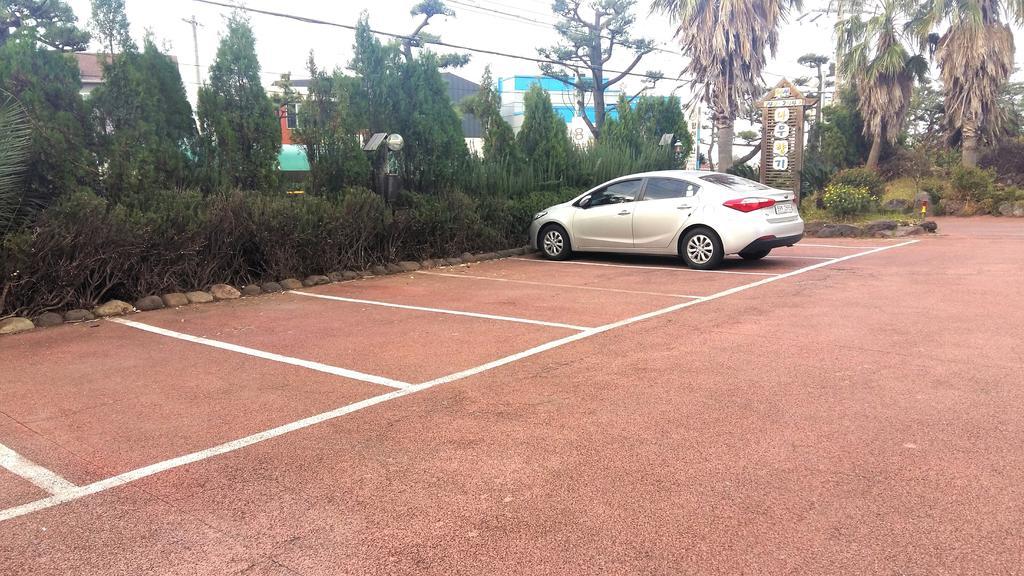 Namu Hyanggi Pension Jeju Dış mekan fotoğraf