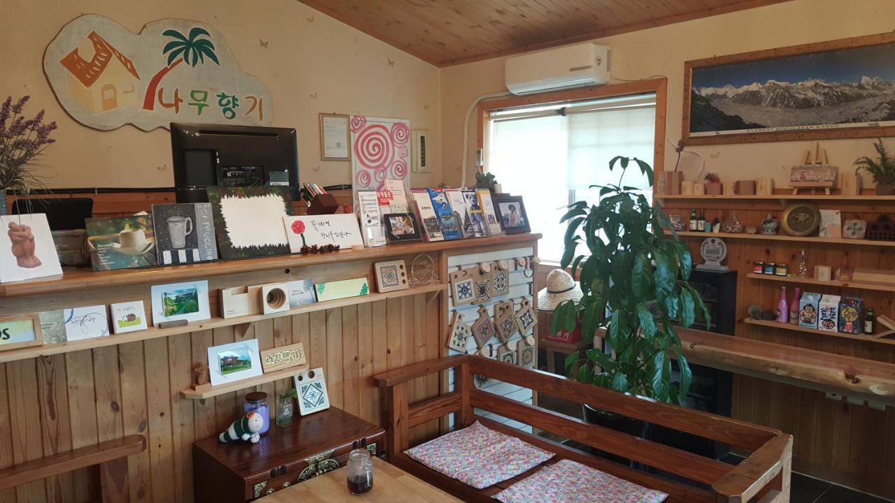 Namu Hyanggi Pension Jeju Dış mekan fotoğraf